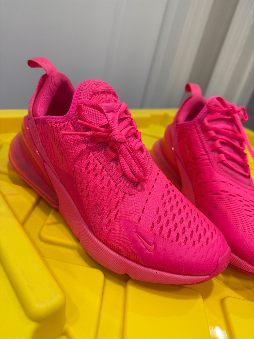 Nike Air Max 270 Triple Pink Hyper Pink Women’s 7.5 FD0293-600